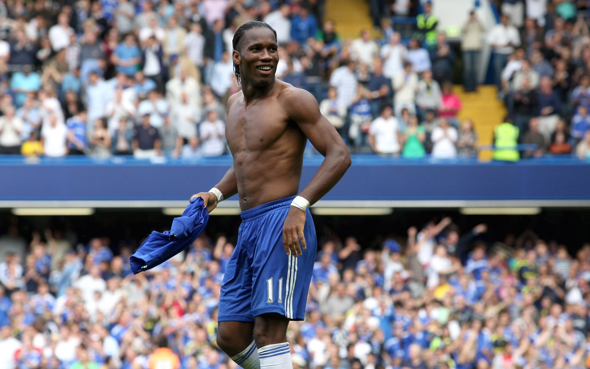 日本门将神扑，守护球队荣誉！，日本队守门员球衣